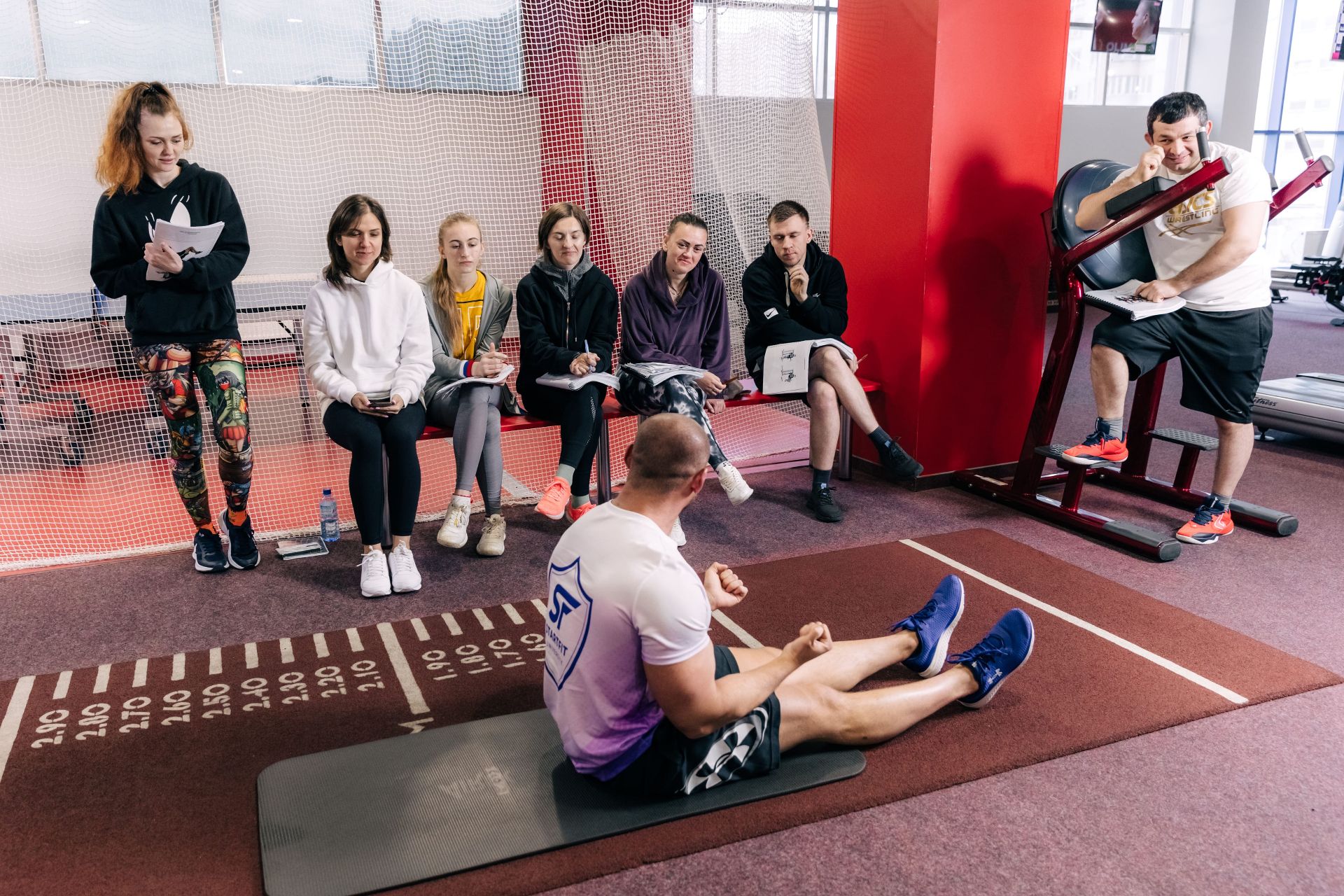 Карьера преподавателя группового фитнеса: где работать и как расти в Ярославле